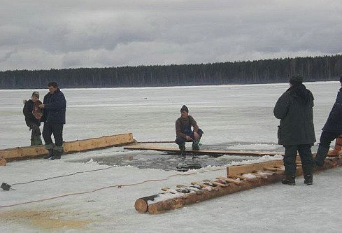 Рыбалка на льду. Что можно поймать ?