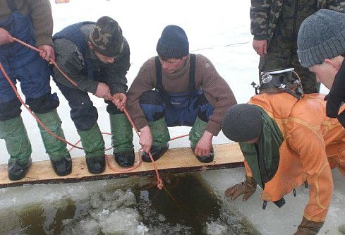 Рыбалка на льду. Что можно поймать ?