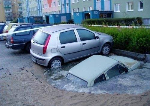 Второму не повезло...