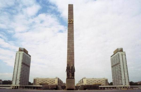 Москва и Ленинград. Фотографии 1990 года