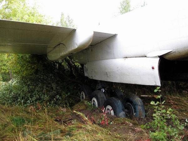 Аварийная посадка Ту-154М