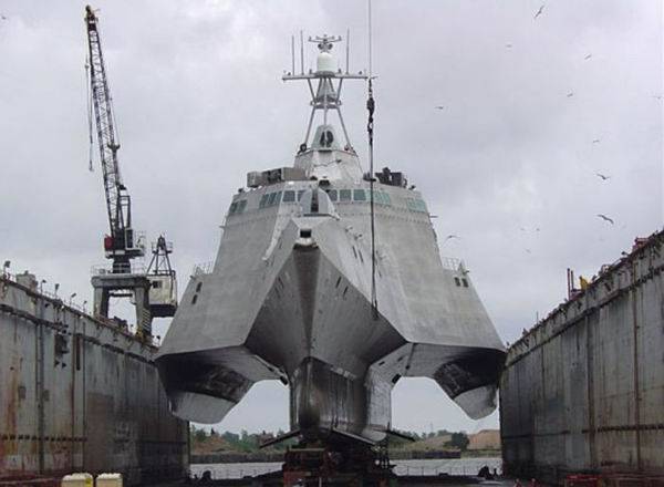 USS Independence - новинка американского флота