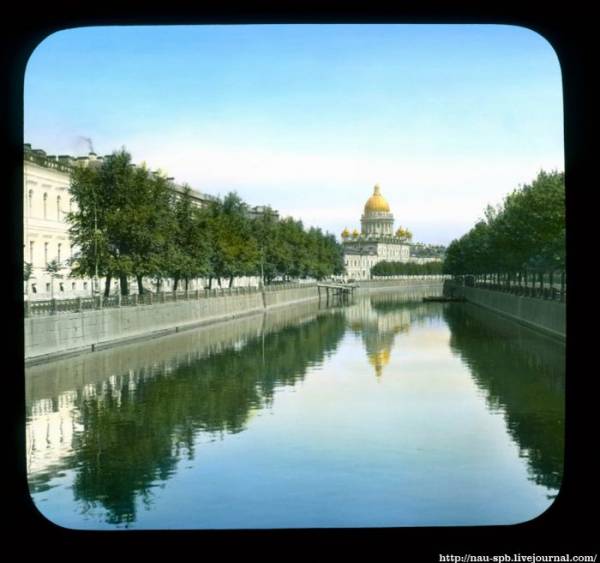 Разукрашенный старый Петербург