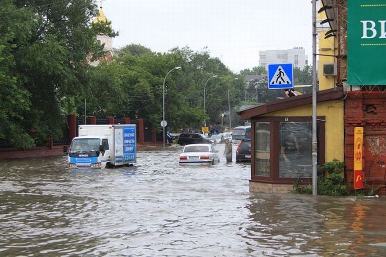 Дождь во Владивостоке (42 фото)