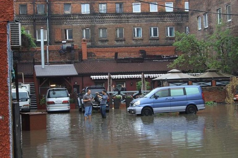 Дождь во Владивостоке (42 фото)