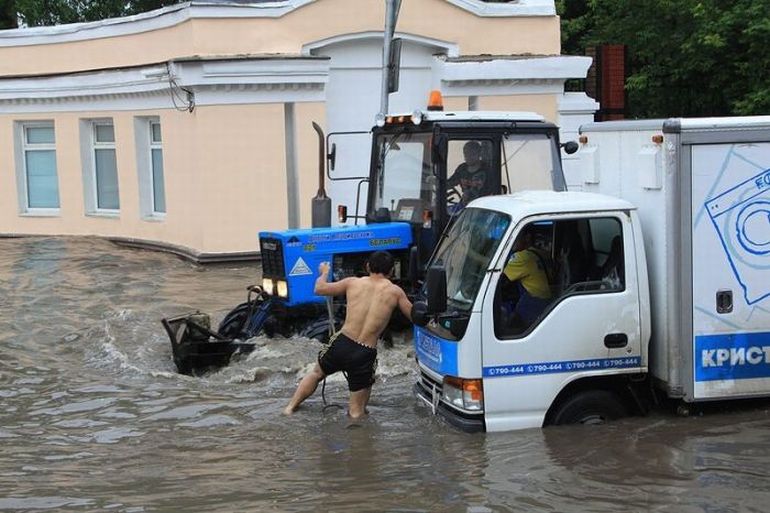 Дождь во Владивостоке (42 фото)