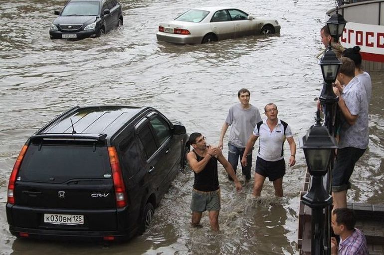 Дождь во Владивостоке (42 фото)