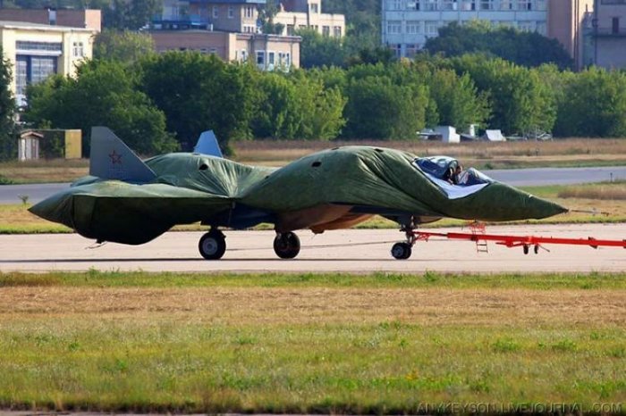 Истребитель Т-50 или ПАК ФА