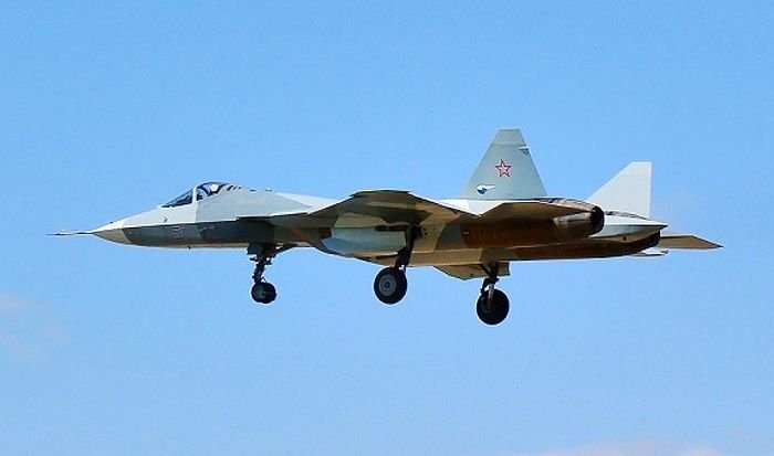 Истребитель Т-50 или ПАК ФА