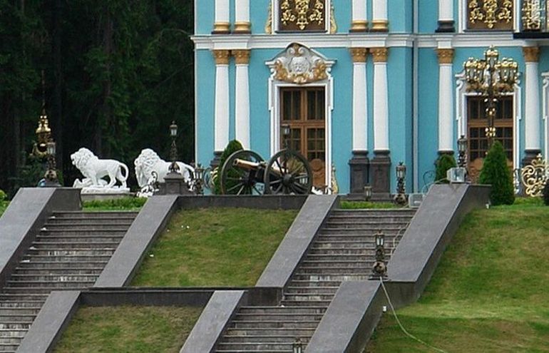 Дача питерского бизнесмена (28 фото)