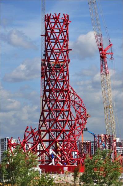 ArcelorMittal Orbit - странная скульптура в Лондоне