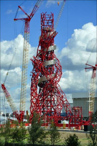 ArcelorMittal Orbit - странная скульптура в Лондоне