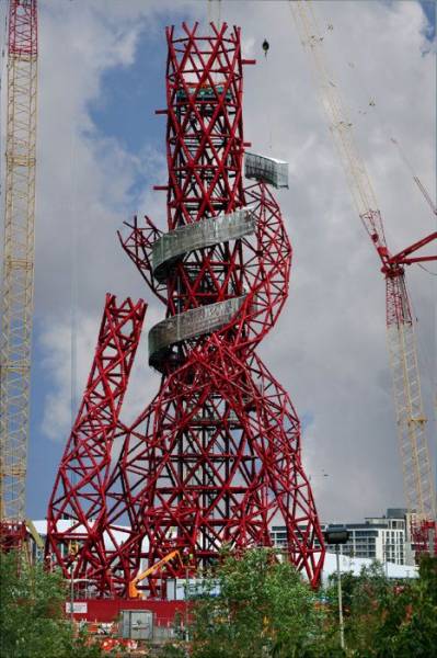 ArcelorMittal Orbit - странная скульптура в Лондоне