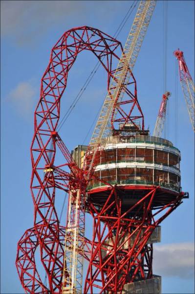 ArcelorMittal Orbit - странная скульптура в Лондоне