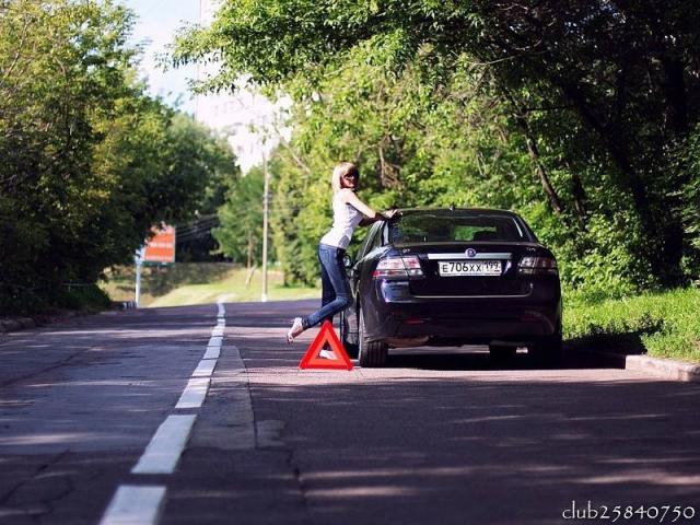 Девушки и автомобили