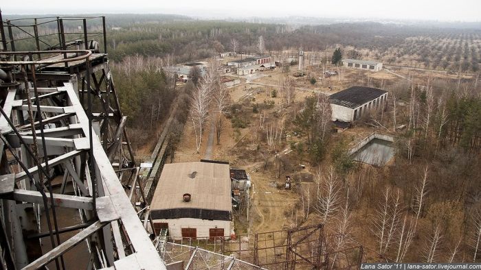 Брошенная станция изучения ионосферы