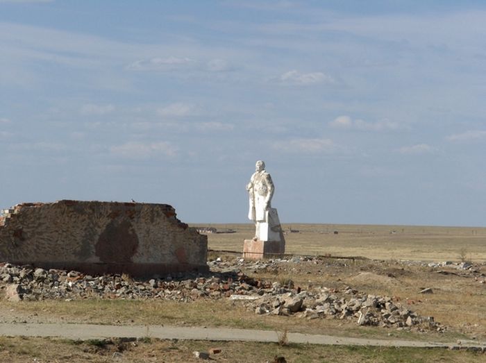 Несколько заброшенных мест советской эпохи