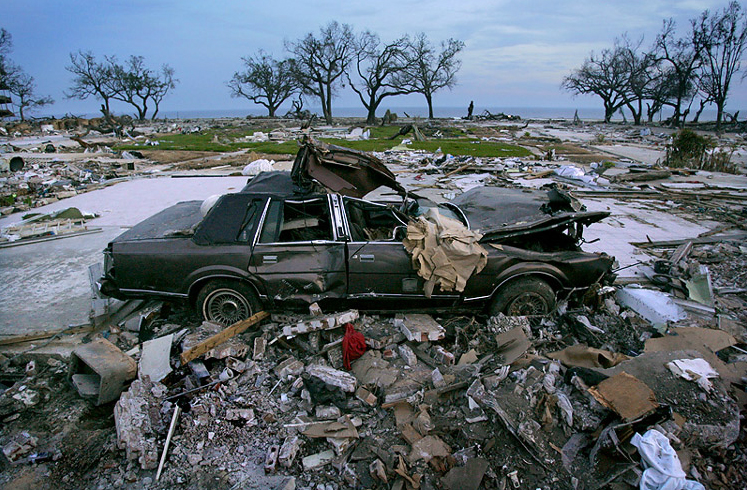 Фото США после урагана Катрина от фотожурналист Benjamin Krain