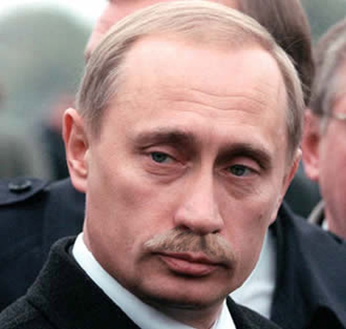 Усатый Путин