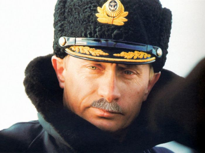 Усатый Путин