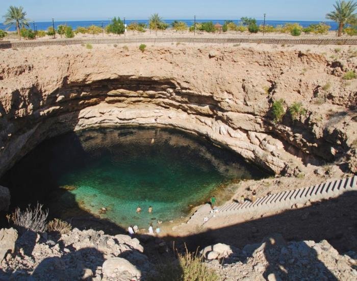 Фотографии жутких провалов с разных уголков планеты